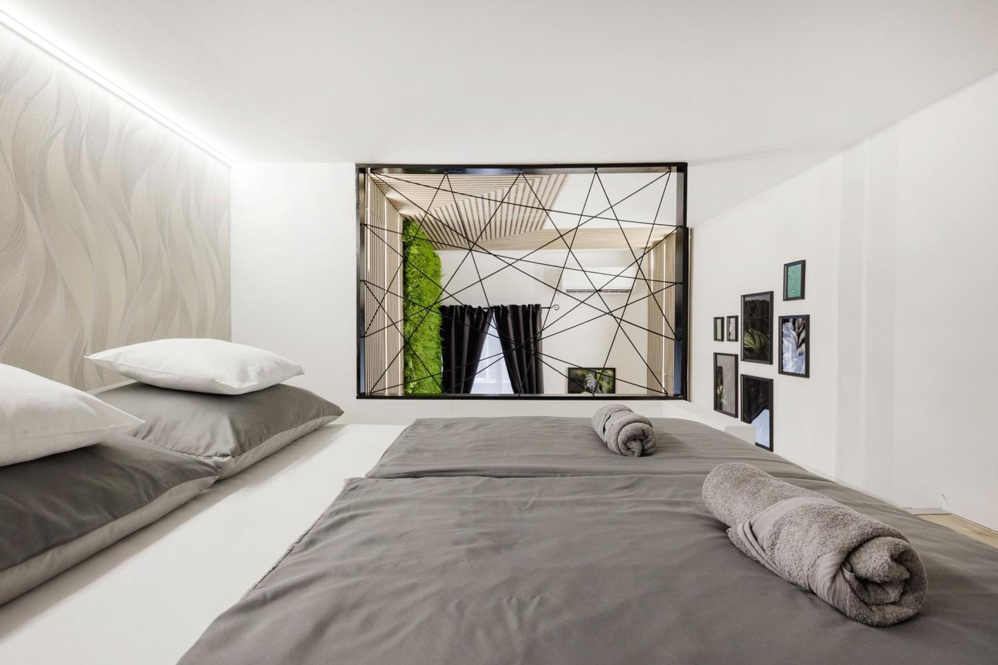 Modern Downtown Oasis Apartmán *